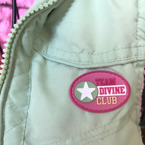 aesthetic girl 2 girl team divine club matcha & baby pink vest coat - Picture 6 of 10